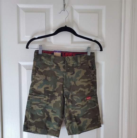 🍁New Levi's Youth Cargo Short Size 10 - Picture 3 of 7